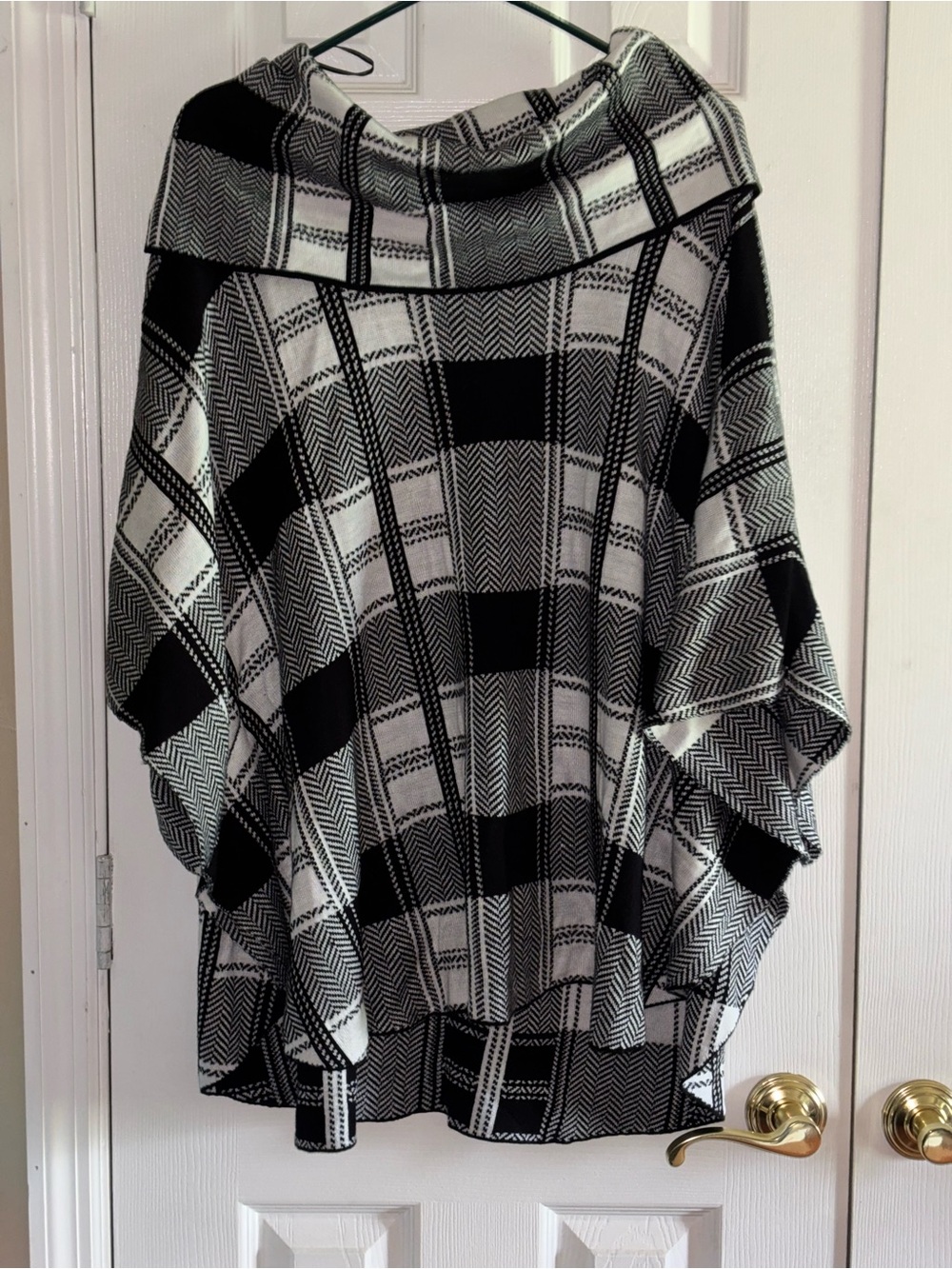 Fever Black & White Plaid Knit Poncho